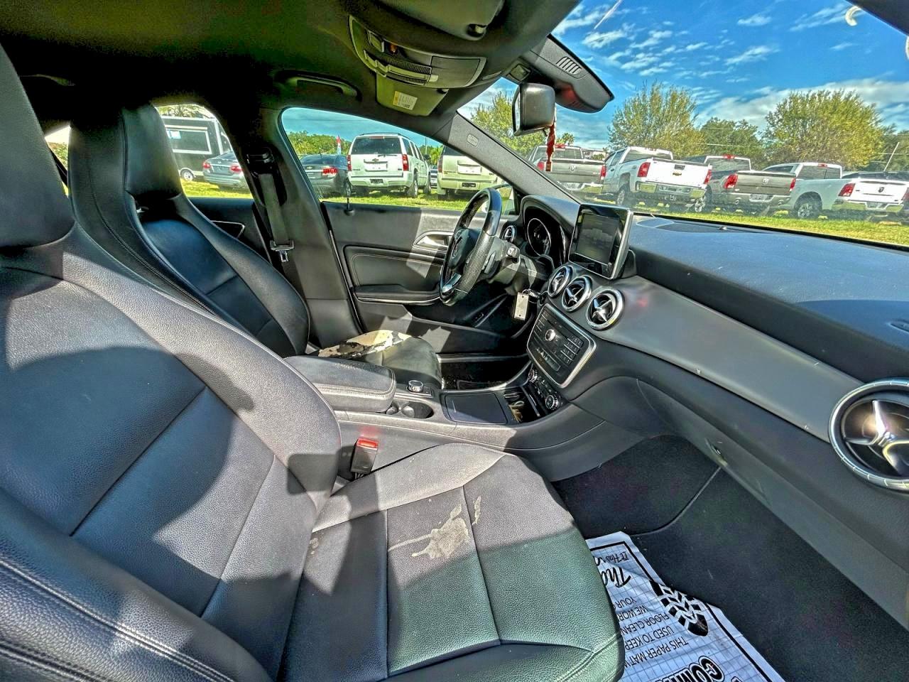 Фото: WDDSJ4EBXFN222571