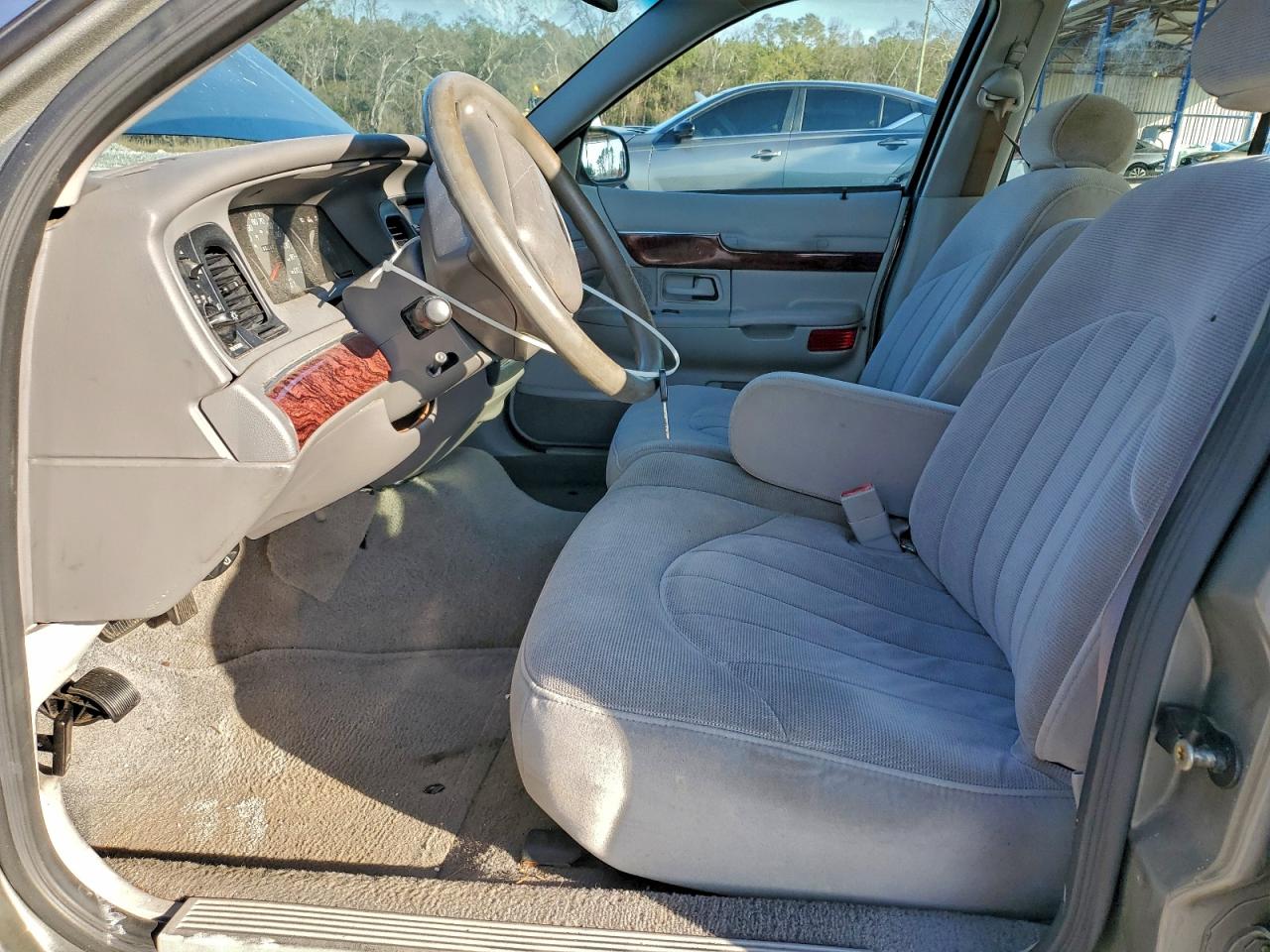 2001 Mercury Grand Marquis Gs VIN: 2MEFM74W61X603509 Lot: 94519525