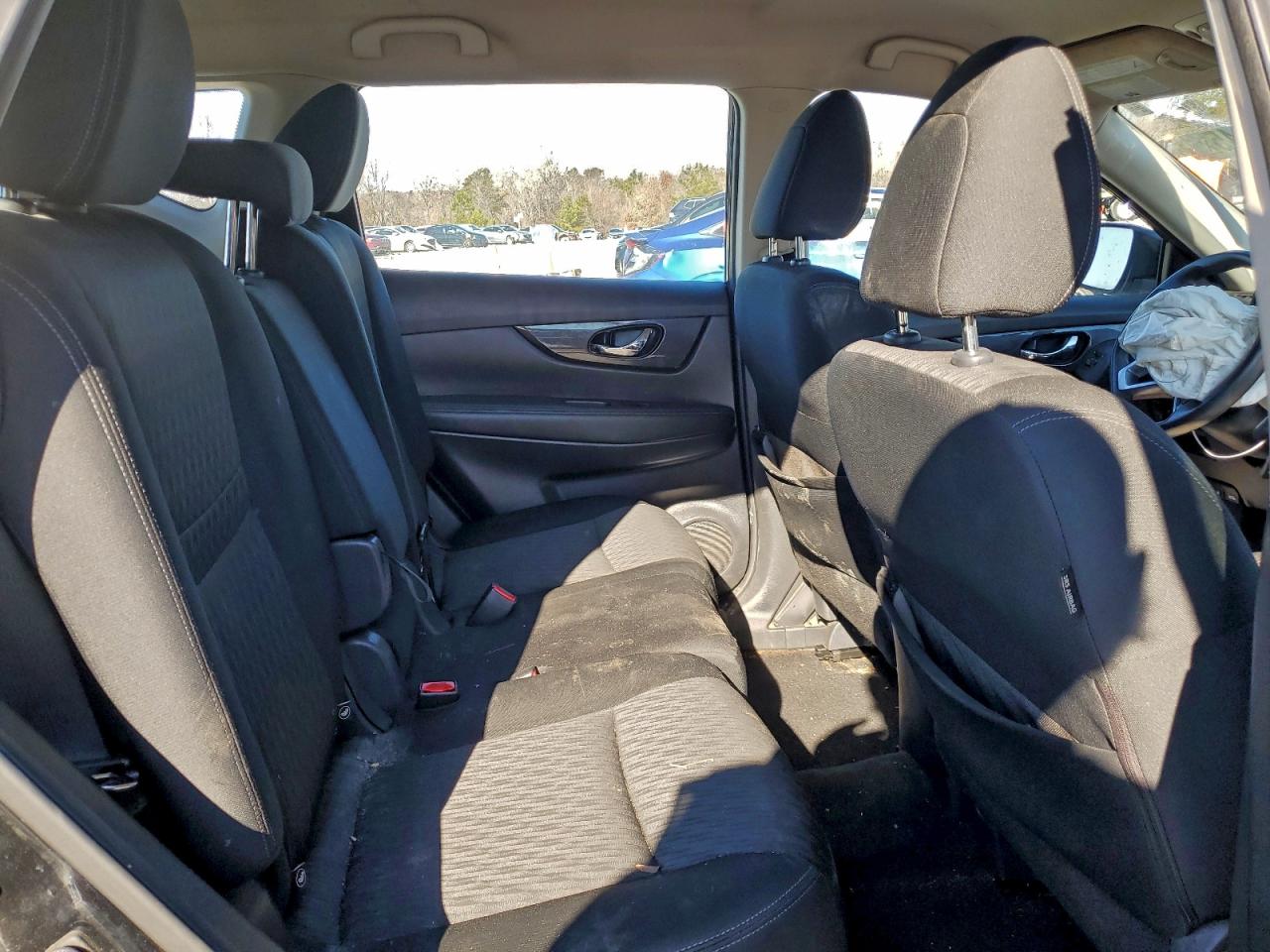 2017 Nissan Rogue S VIN: KNMAT2MT6HP613724 Lot: 94886645