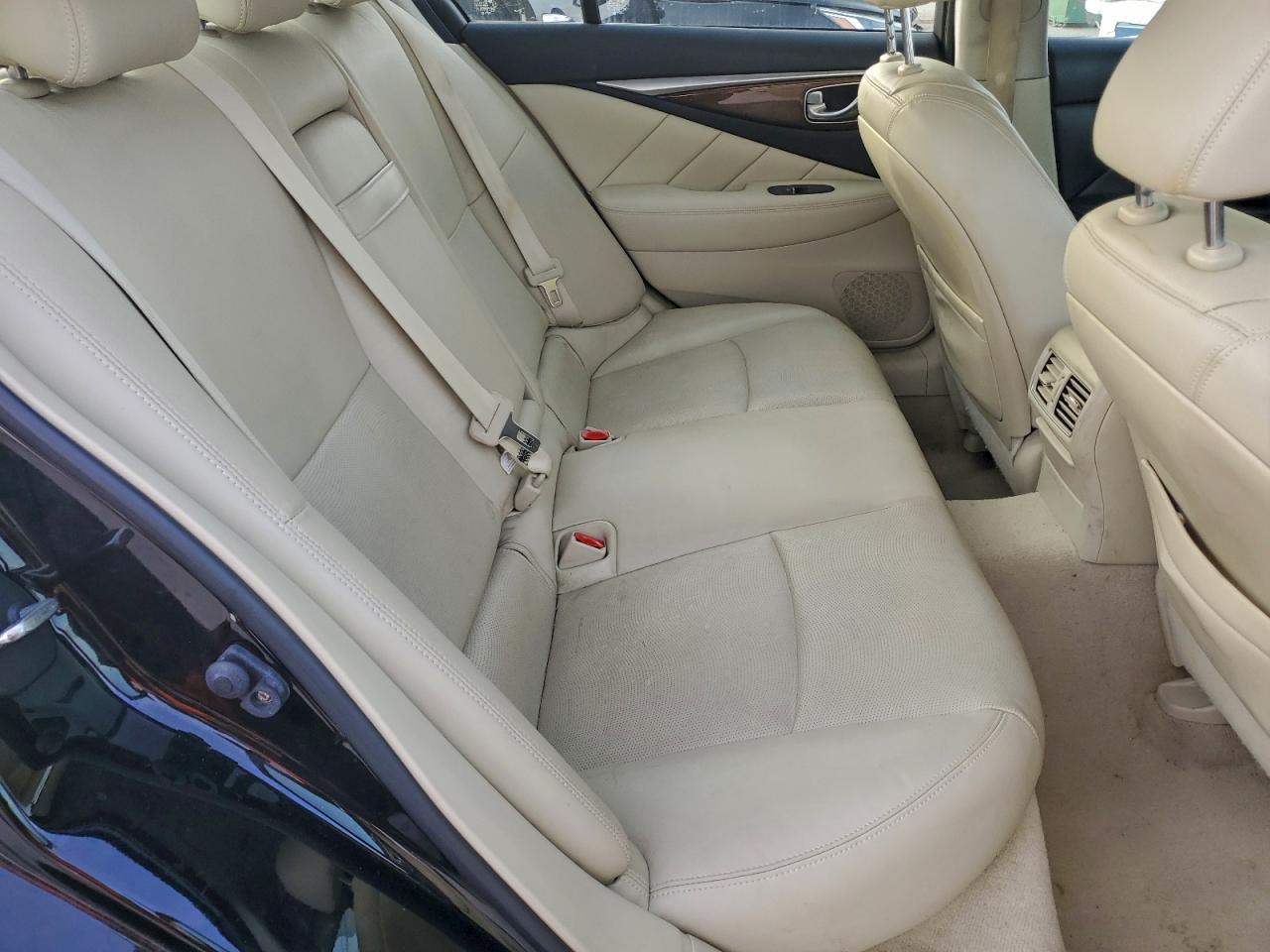 2014 Infiniti Q50 Base VIN: JN1BV7AR3EM686795 Lot: 94769755