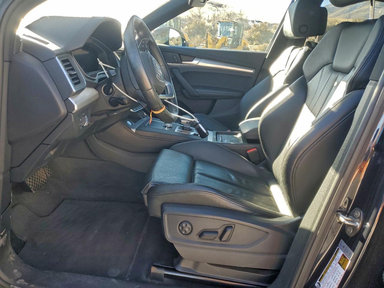 2020 Audi Q5 Titanium Premium Plus VIN: WA1ENAFY8L2074568 Lot: 94000115