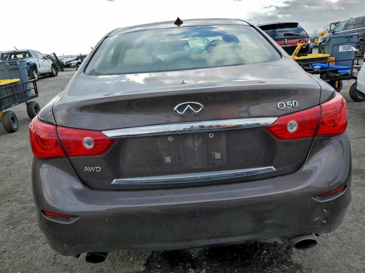 2014 Infiniti Q50 Base VIN: JN1BV7AR0EM694031 Lot: 94713475