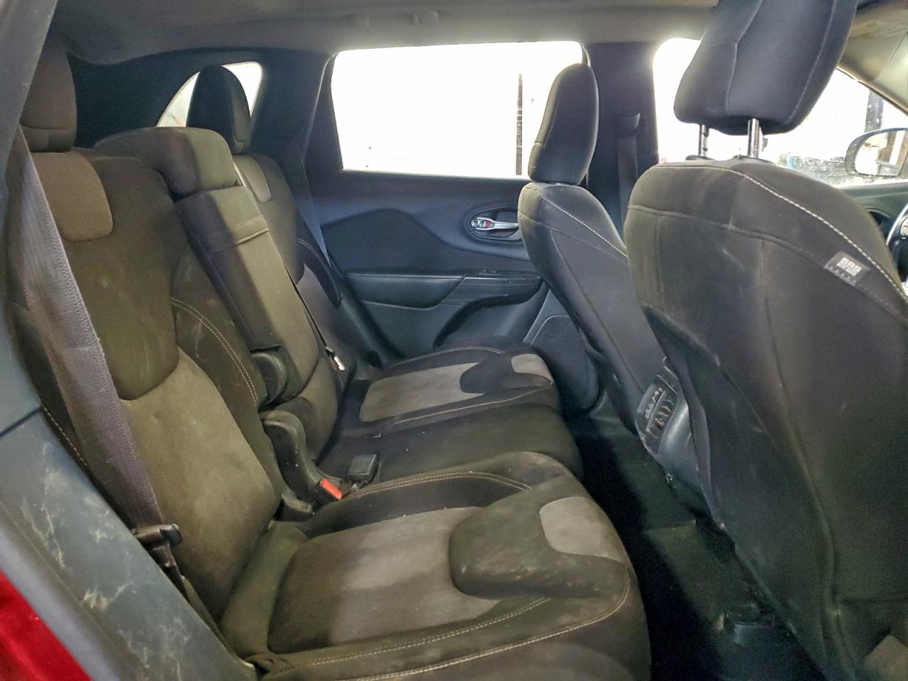 2014 Jeep Cherokee Latitude VIN: 1C4PJMCS1EW284856 Lot: 96211375