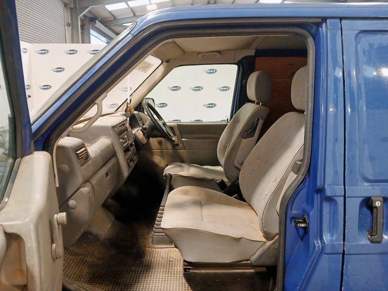 2001 VOLKSWAGEN 800 SPECIAL TD SWB 