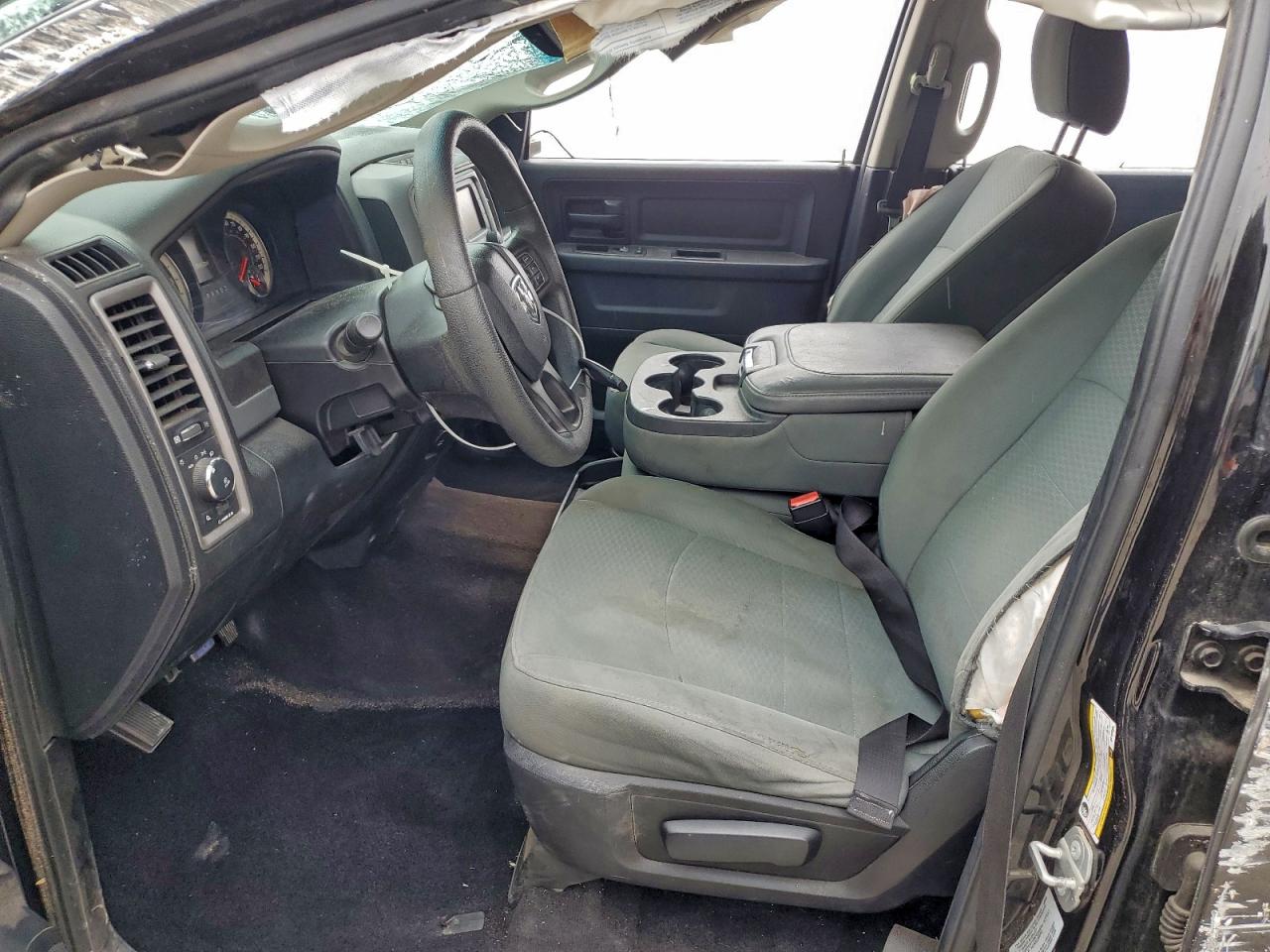 2016 Ram 1500 St VIN: 3C6RR7KT0GG169395 Lot: 95425955