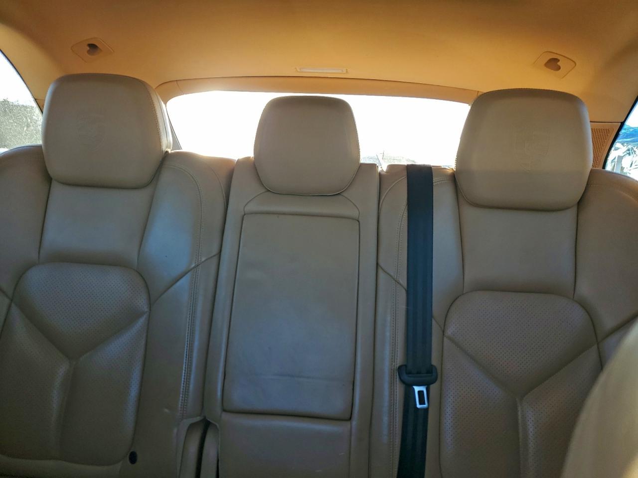 2017 Porsche Cayenne Se Hybrid Platinum VIN: WP1AE2A22HLA71632 Lot: 95040015