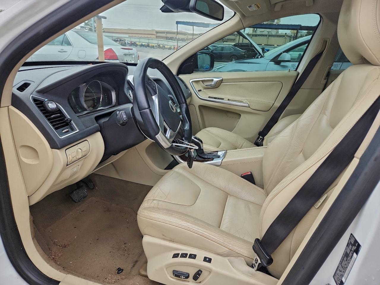 2014 Volvo Xc60 3.2 VIN: YV4952DL4E2517528 Lot: 94782435