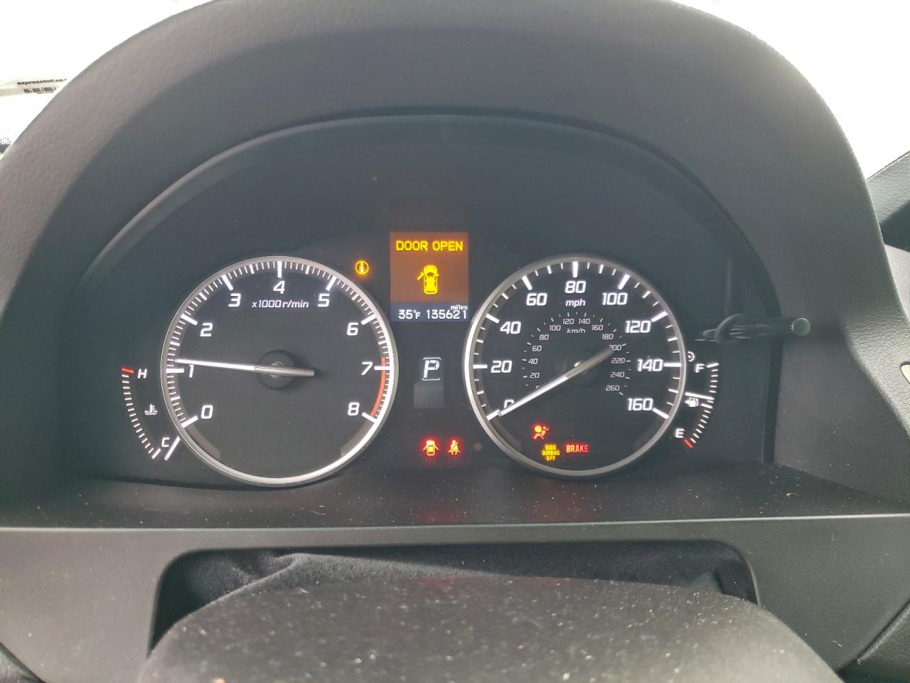 Фото: 5J8TB4H53FL015728