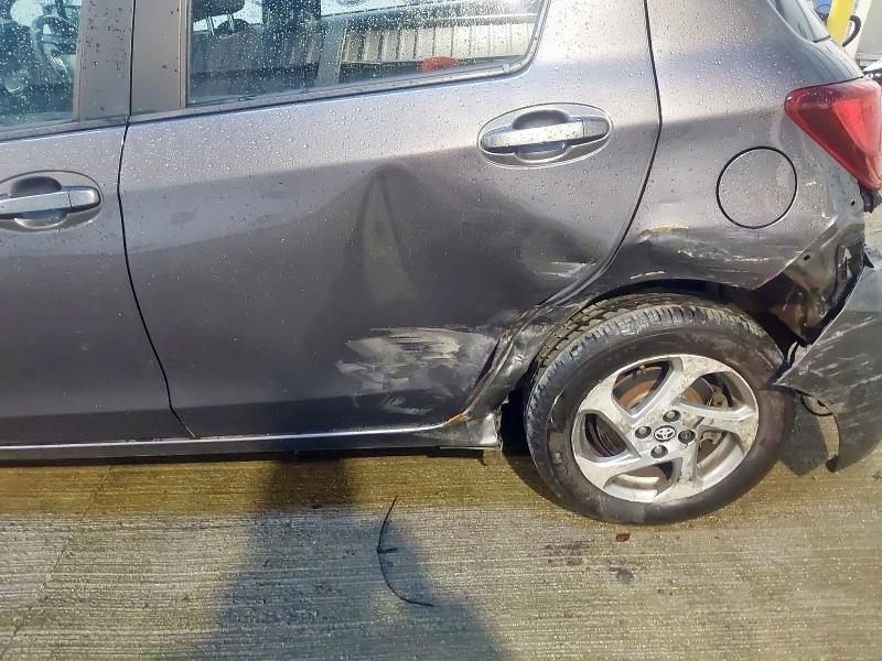 2015 TOYOTA YARIS 1.5 HYBRID ICON 5DR CVT