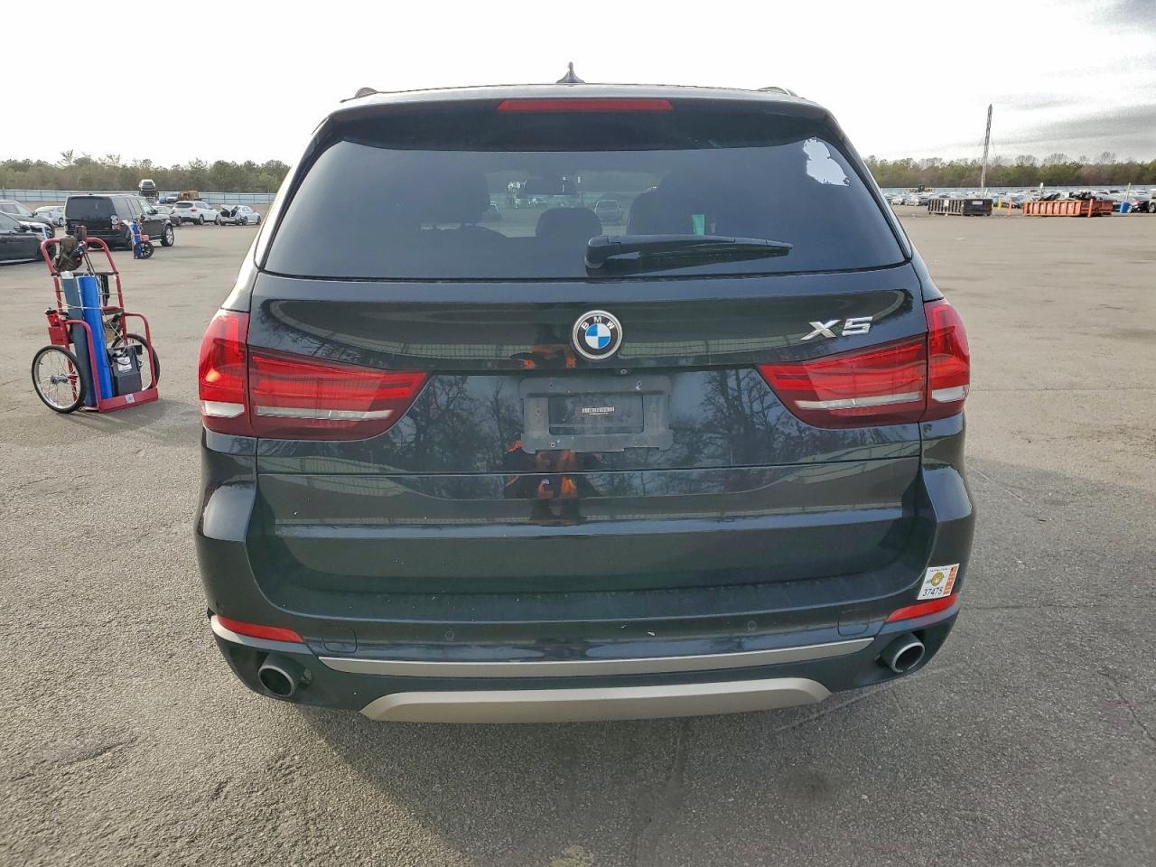 Фото: 5UXKR0C35H0V78142