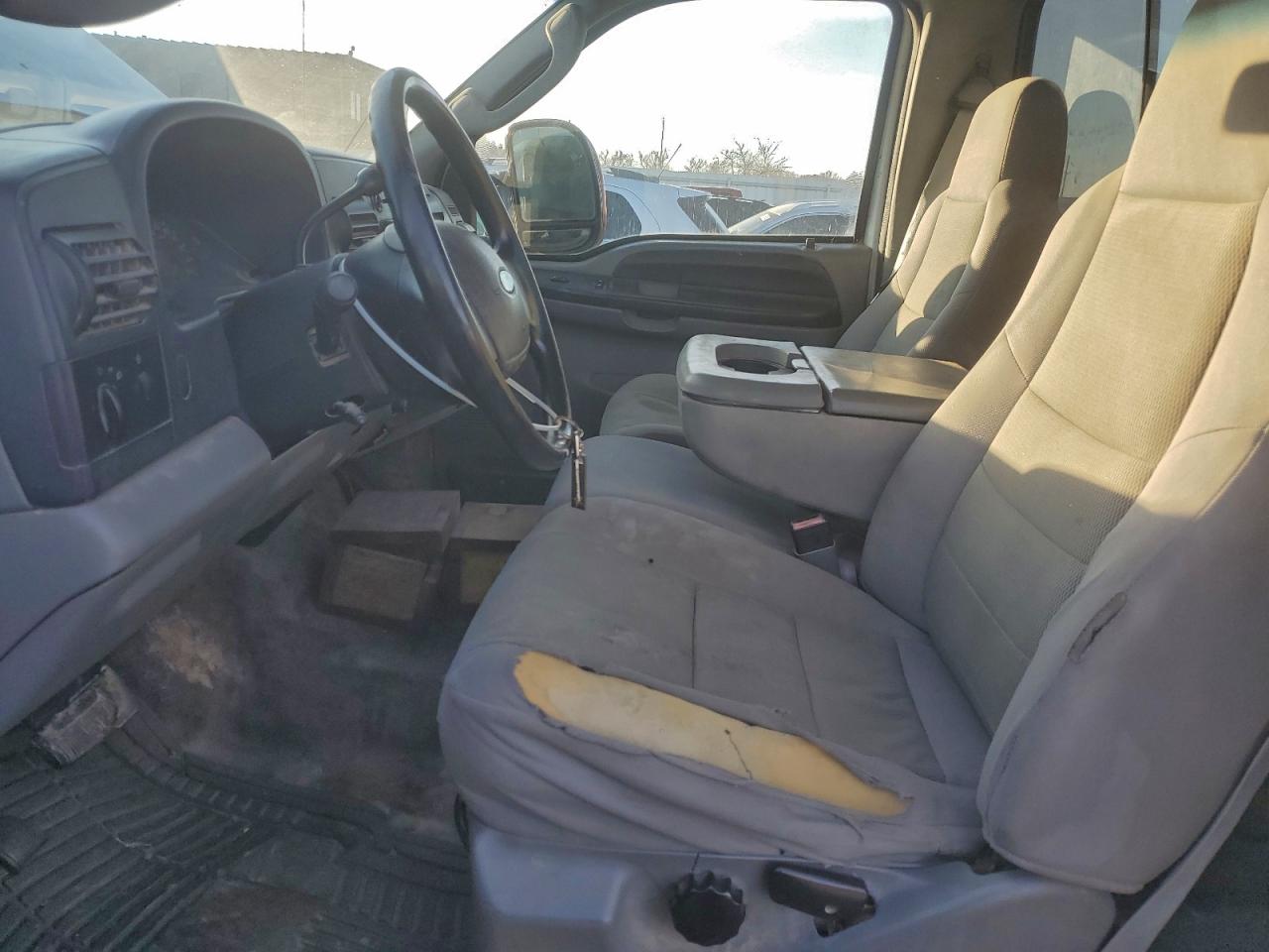 2005 Ford F250 Super Duty VIN: 1FTNF21555ED29247 Lot: 96234555