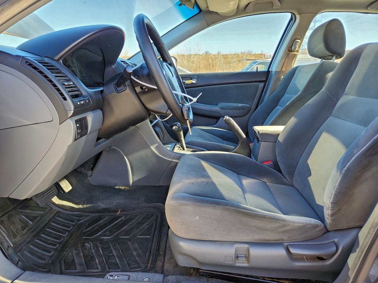 2003 Honda Accord Ex VIN: 1HGCM56693A069084 Lot: 94926605