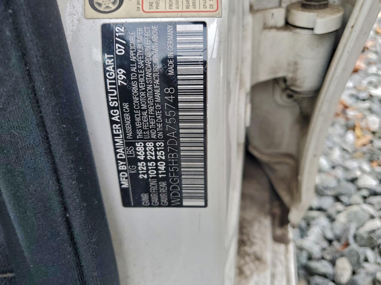 2013 Mercedes-Benz C 350 VIN: WDDGF5HB7DA755748 Lot: 94750145