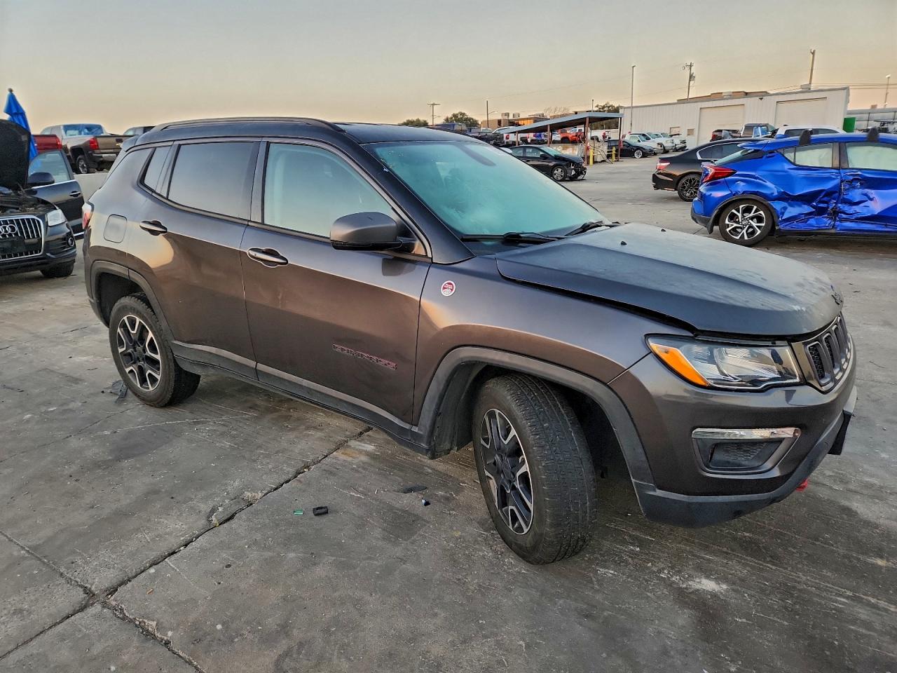 2019 Jeep Compass Trailhawk VIN: 3C4NJDDB8KT816739 Lot: 98015365