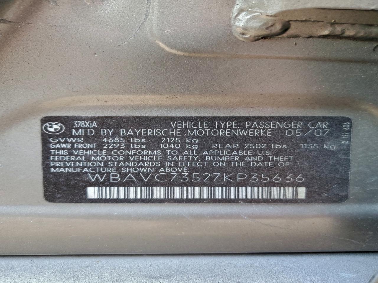 Фото: WBAVC73527KP35636