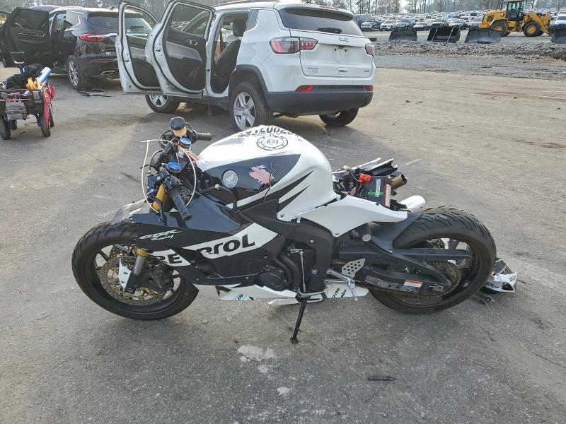 2024 HONDA CBR600 RR  