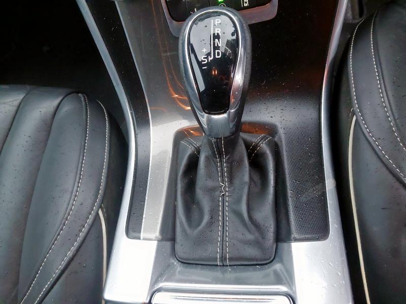 2015 VOLVO XC60 D5 [220] R DESIGN LUX NAV 5DR AWD GEARTRONIC