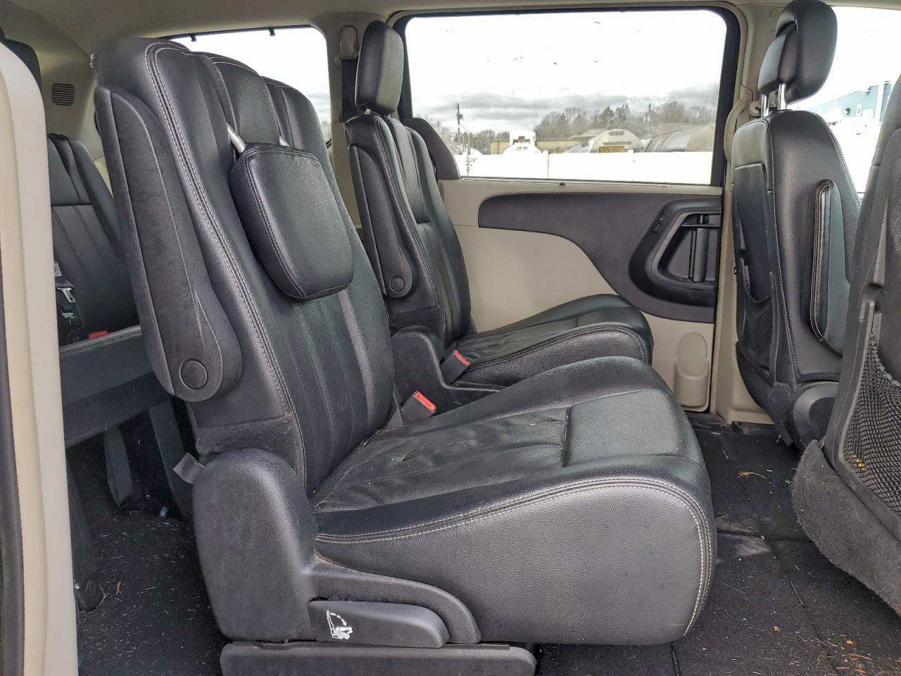 2014 Chrysler Town & Country Touring VIN: 2C4RC1BG8ER192859 Lot: 94936075