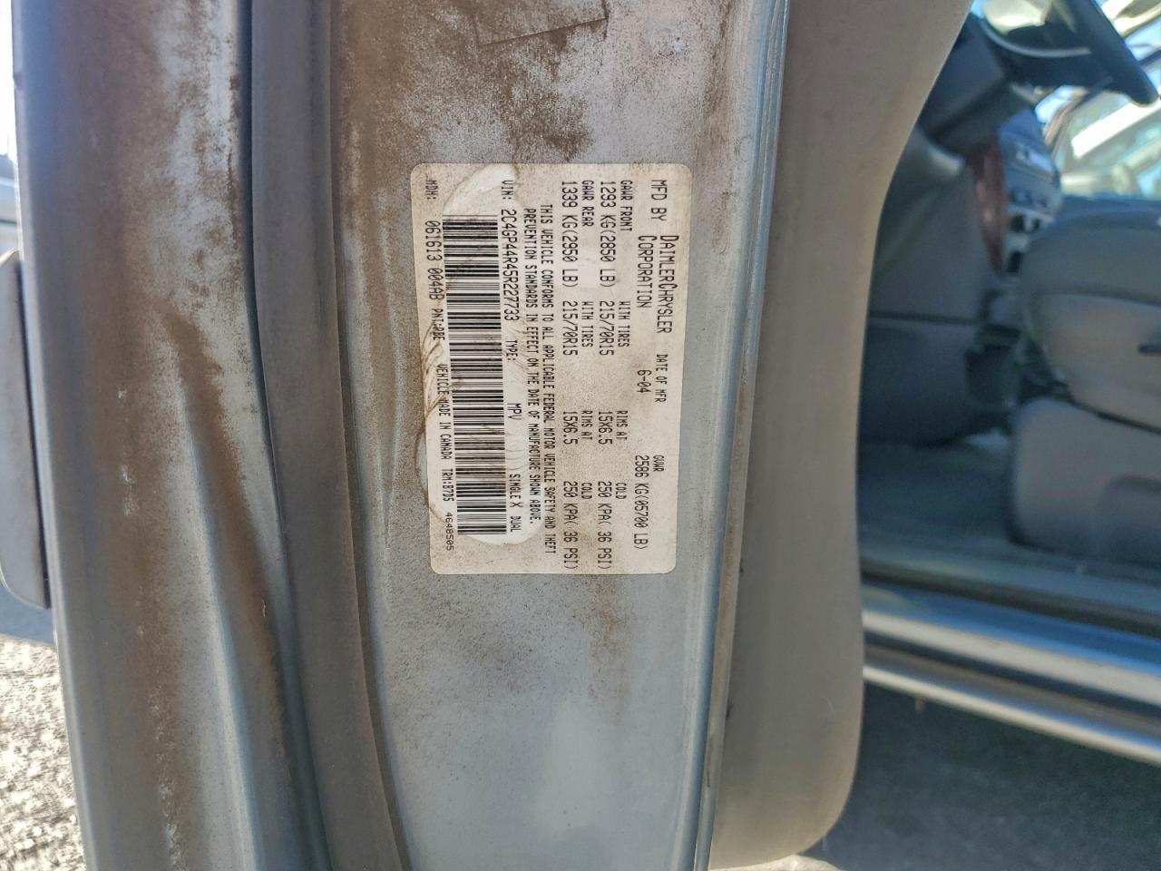 2005 Chrysler Town & Country Lx VIN: 2C4GP44R45R227733 Lot: 96357985