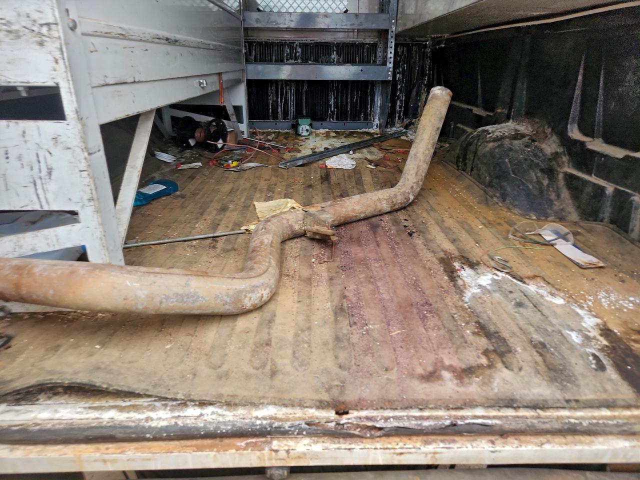 2013 Ford F150 Utility / Service Truck VIN: 1FTMF1CM2DKE01208 Lot: 96510705