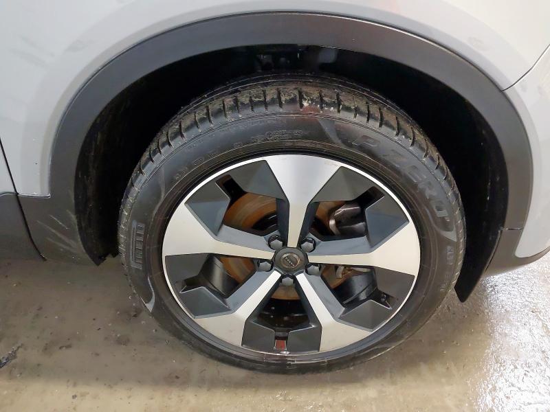 2024 VOLVO XC40 2.0 B3P PLUS DARK 5DR AUTO