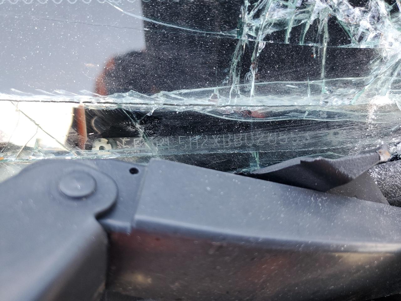 5FNRL5H2XBB020553 2011 Honda Odyssey Lx