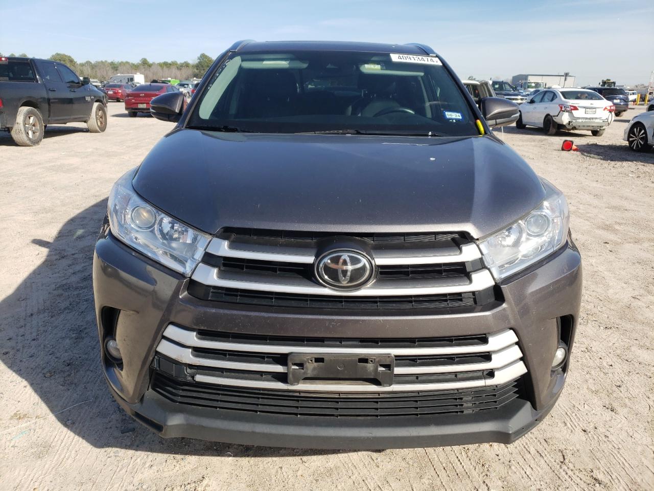 5TDKZRFH1HS211457 TOYOTA HIGHLANDER 2017