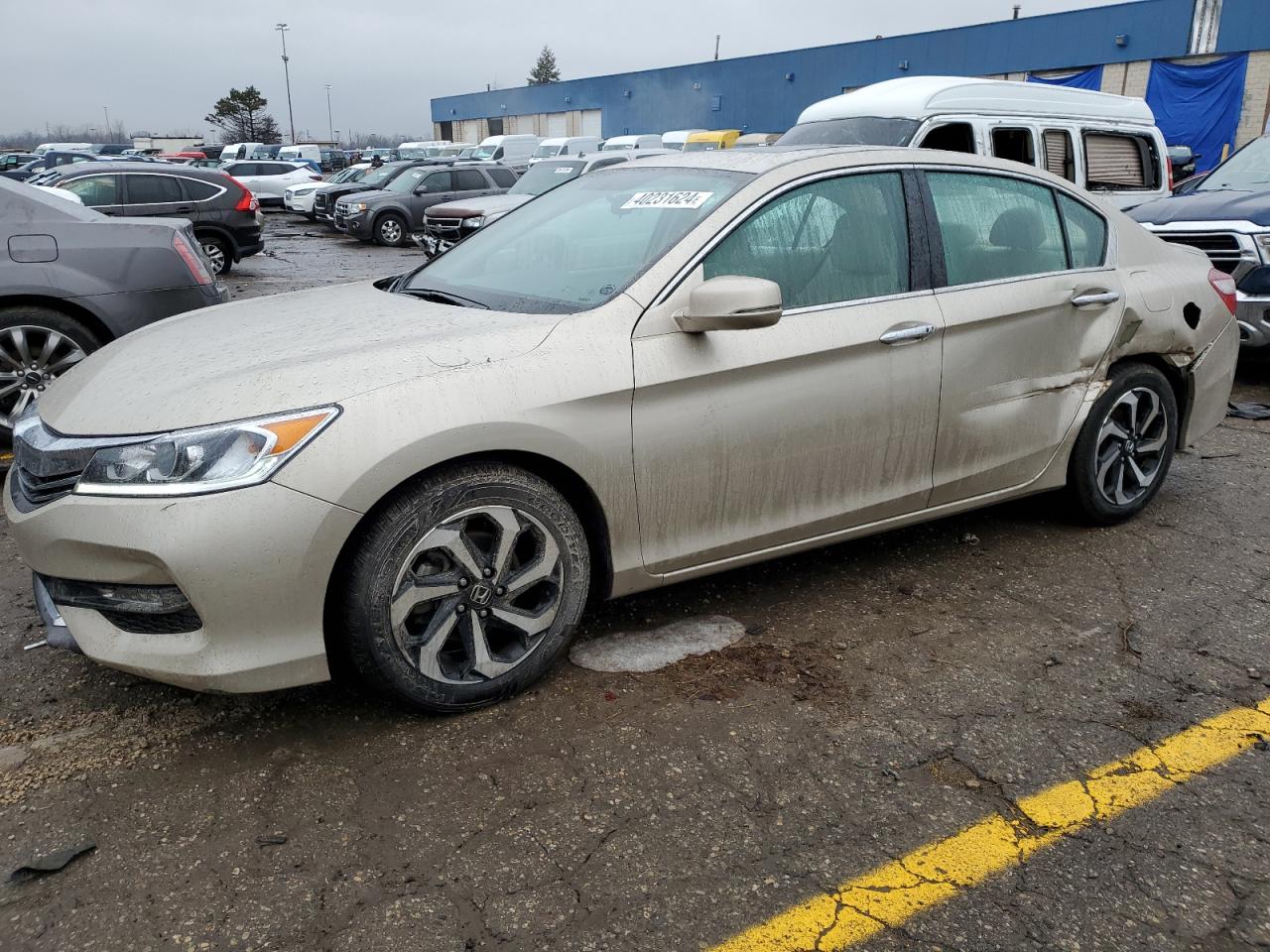 1HGCR2F71GA094575 HONDA ACCORD 2016