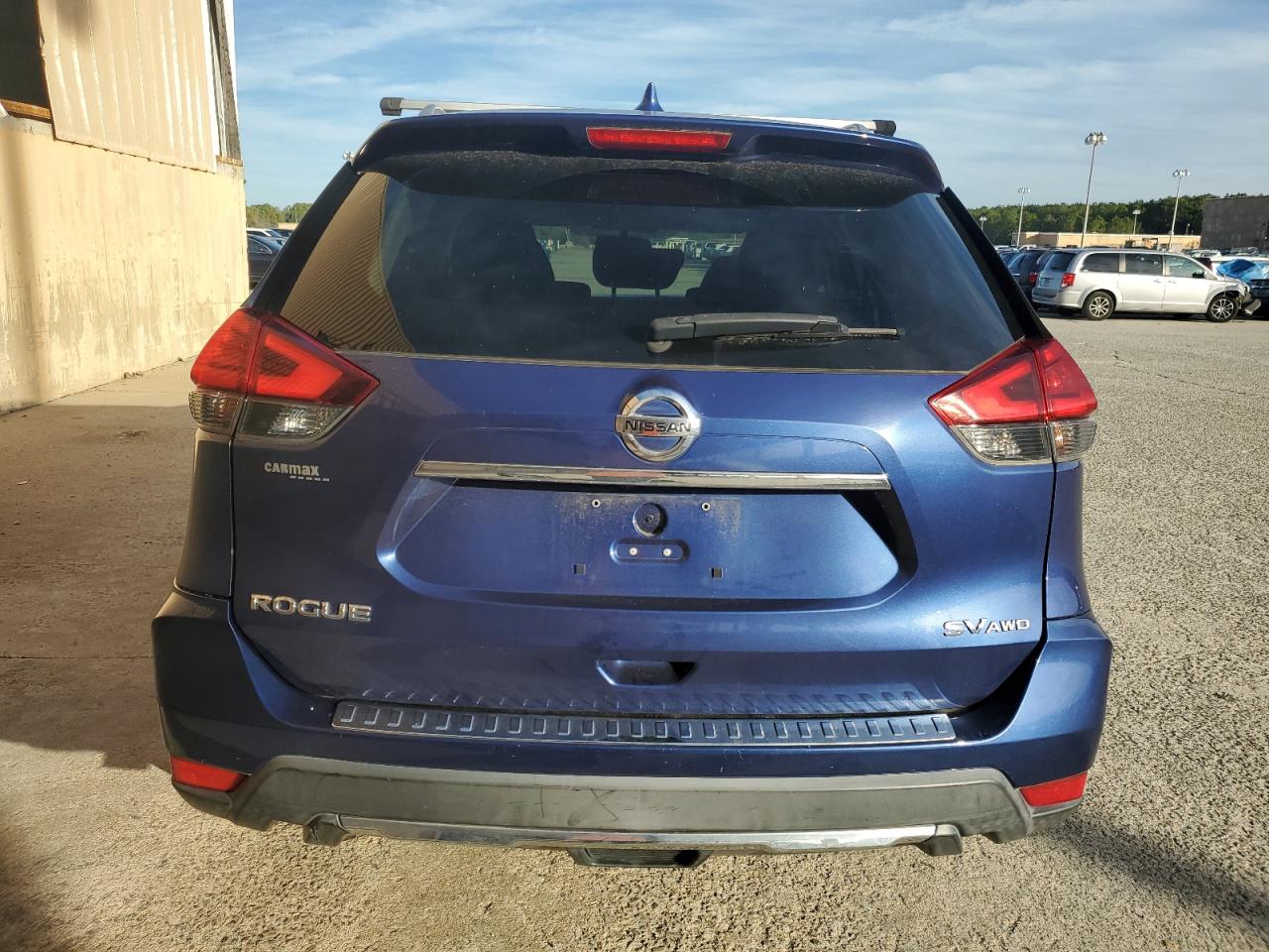 KNMAT2MV8HP579531 NISSAN ROGUE 2017