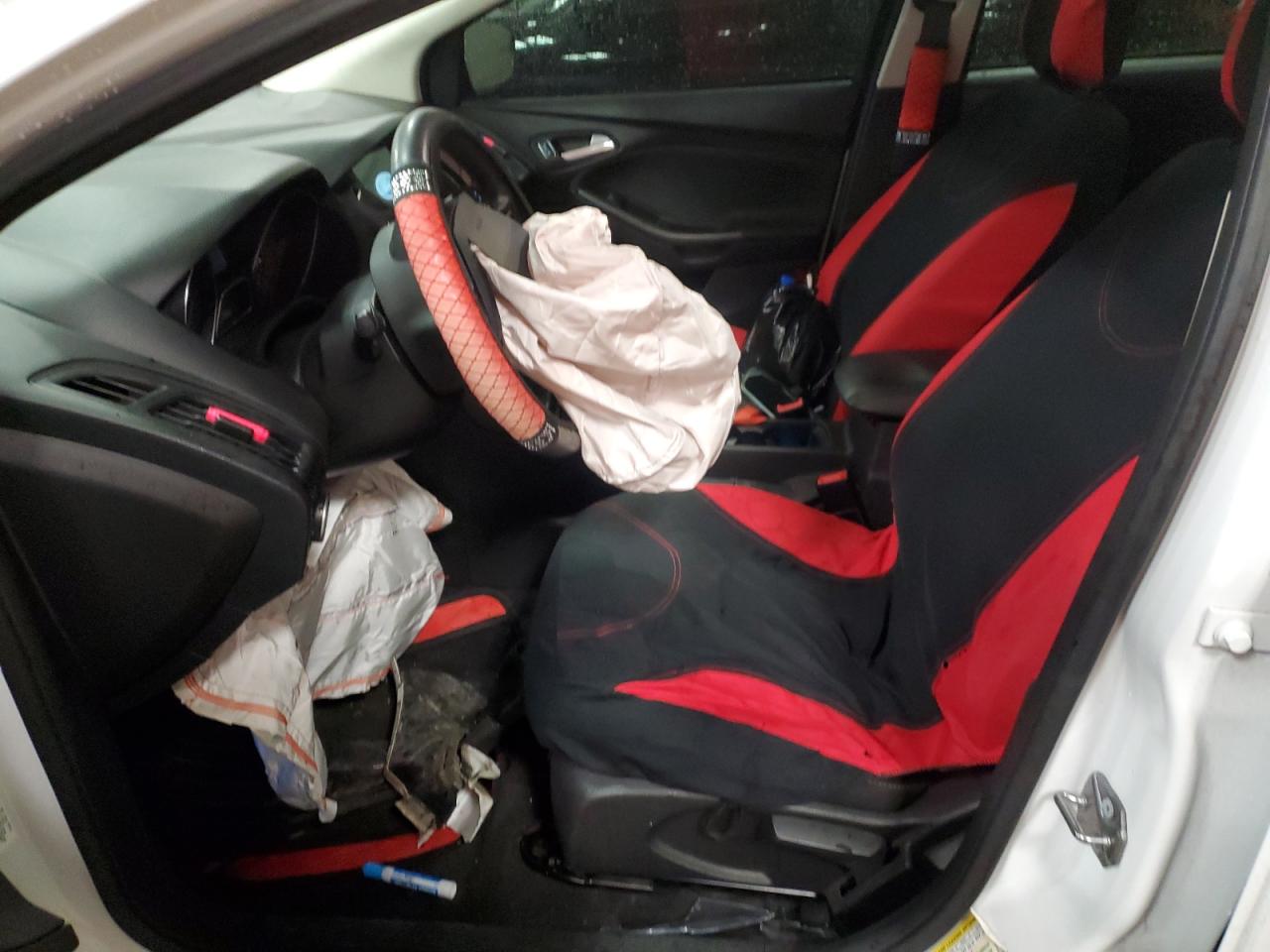 1FADP3H20JL299497 FORD FOCUS 2018