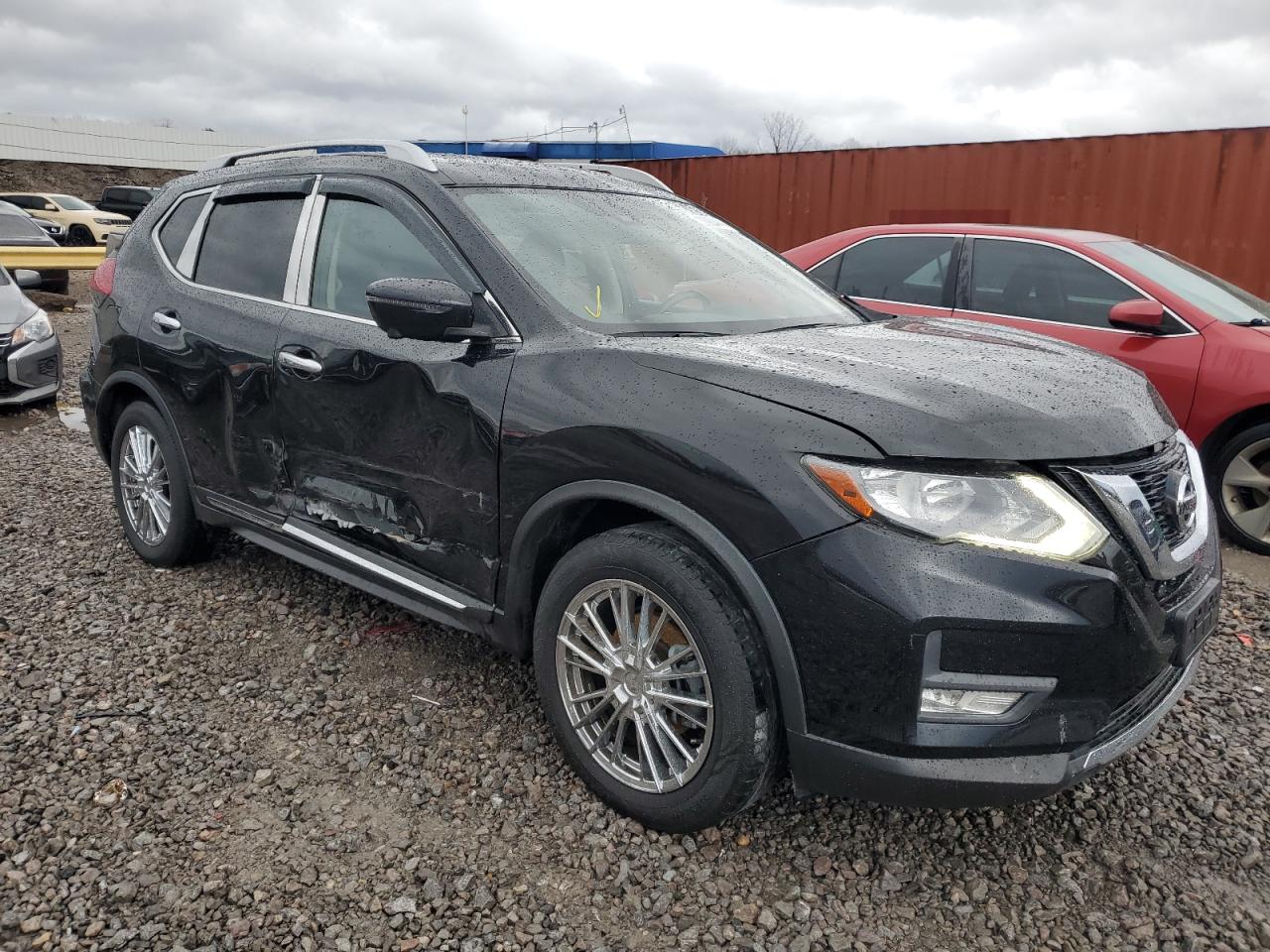 JN8AT2MT0HW380840 NISSAN ROGUE 2017