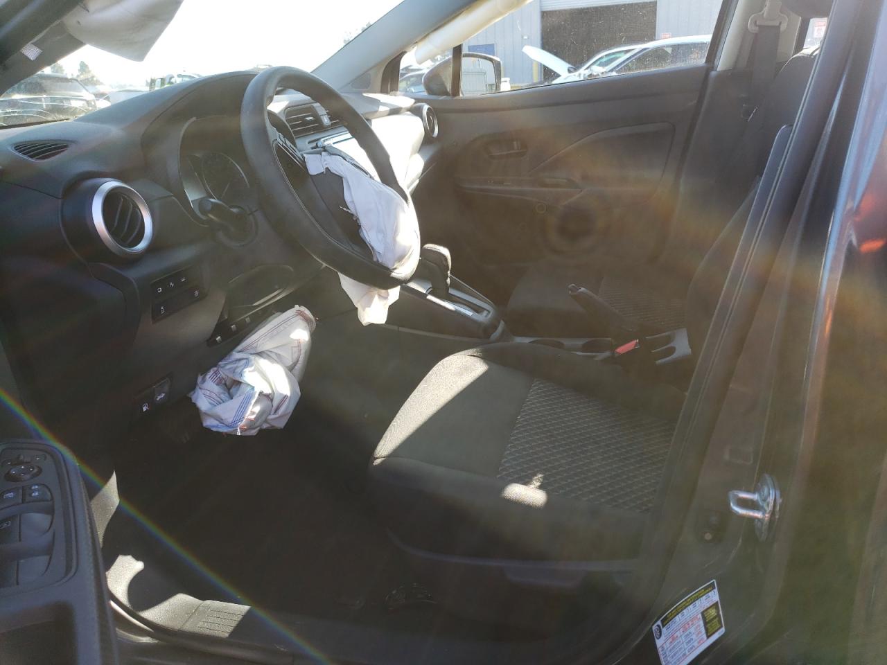3N1CN8DV4RL820586 NISSAN VERSA 2024