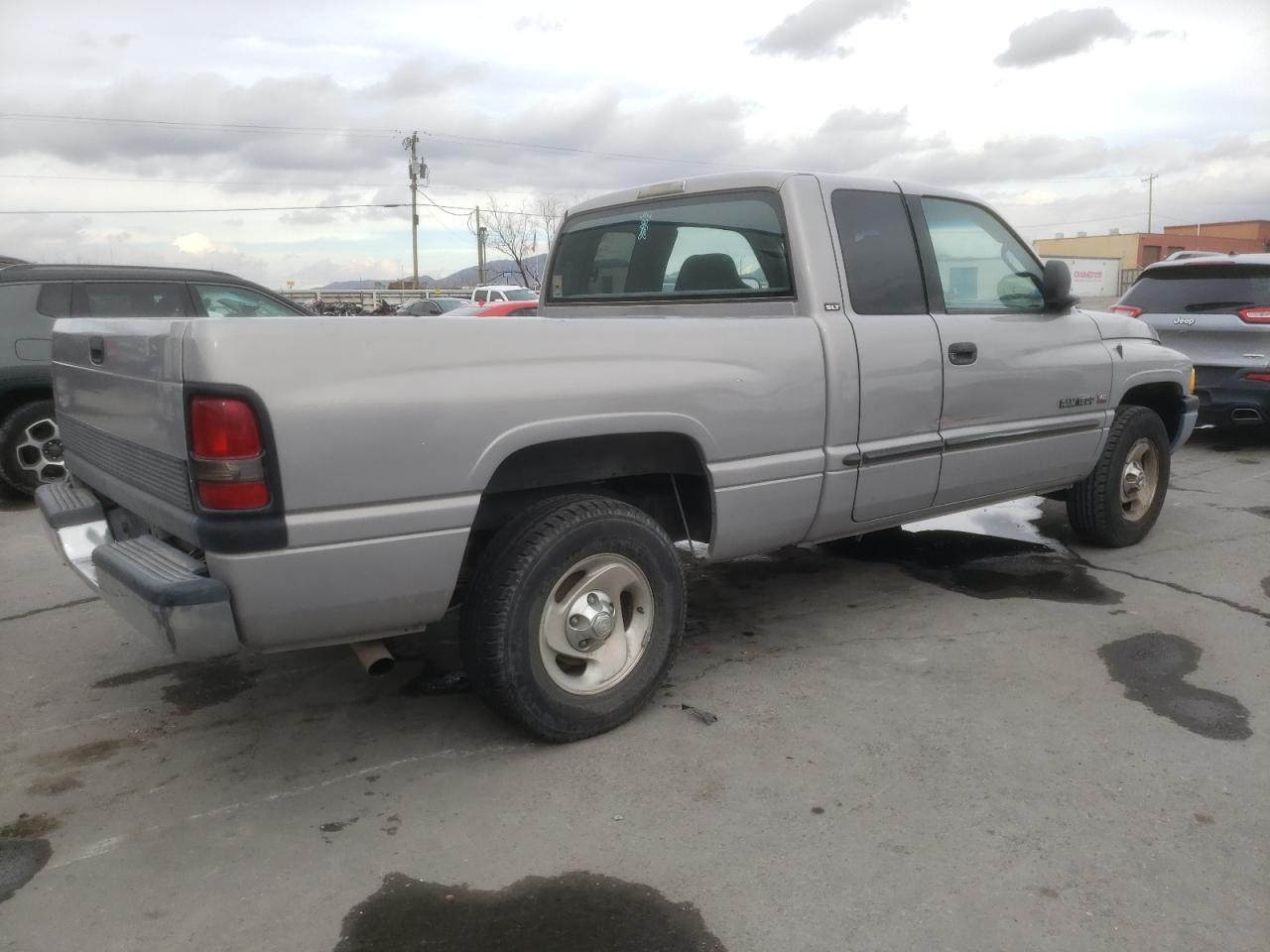 3B7HC13Y8YM208850 2000 Dodge Ram 1500