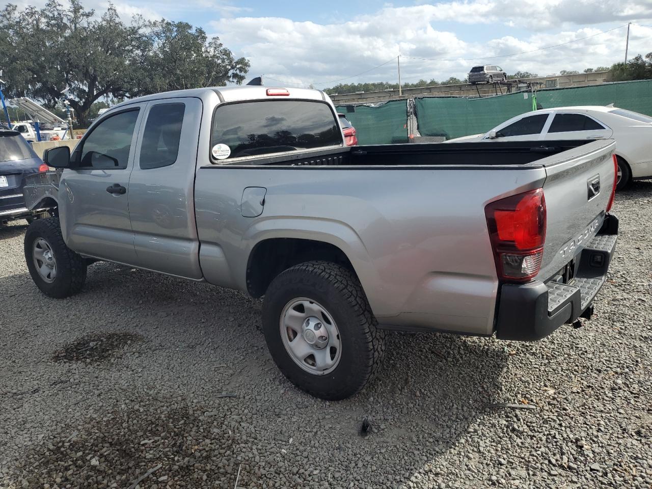 2018 Toyota Tacoma Access Cab vin: 5TFRX5GN6JX115700