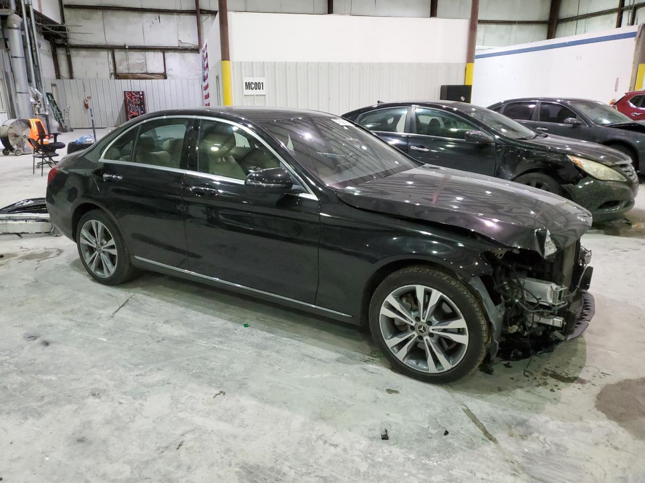 wddwf4kb9jr422155 WDDWF4KB9JR422155 2018 Mercedes-Benz C 300 4Matic