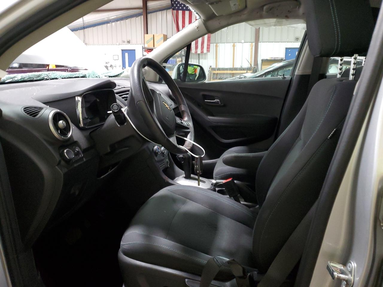 3GNCJKSB8GL236341 CHEVROLET TRAX 2016
