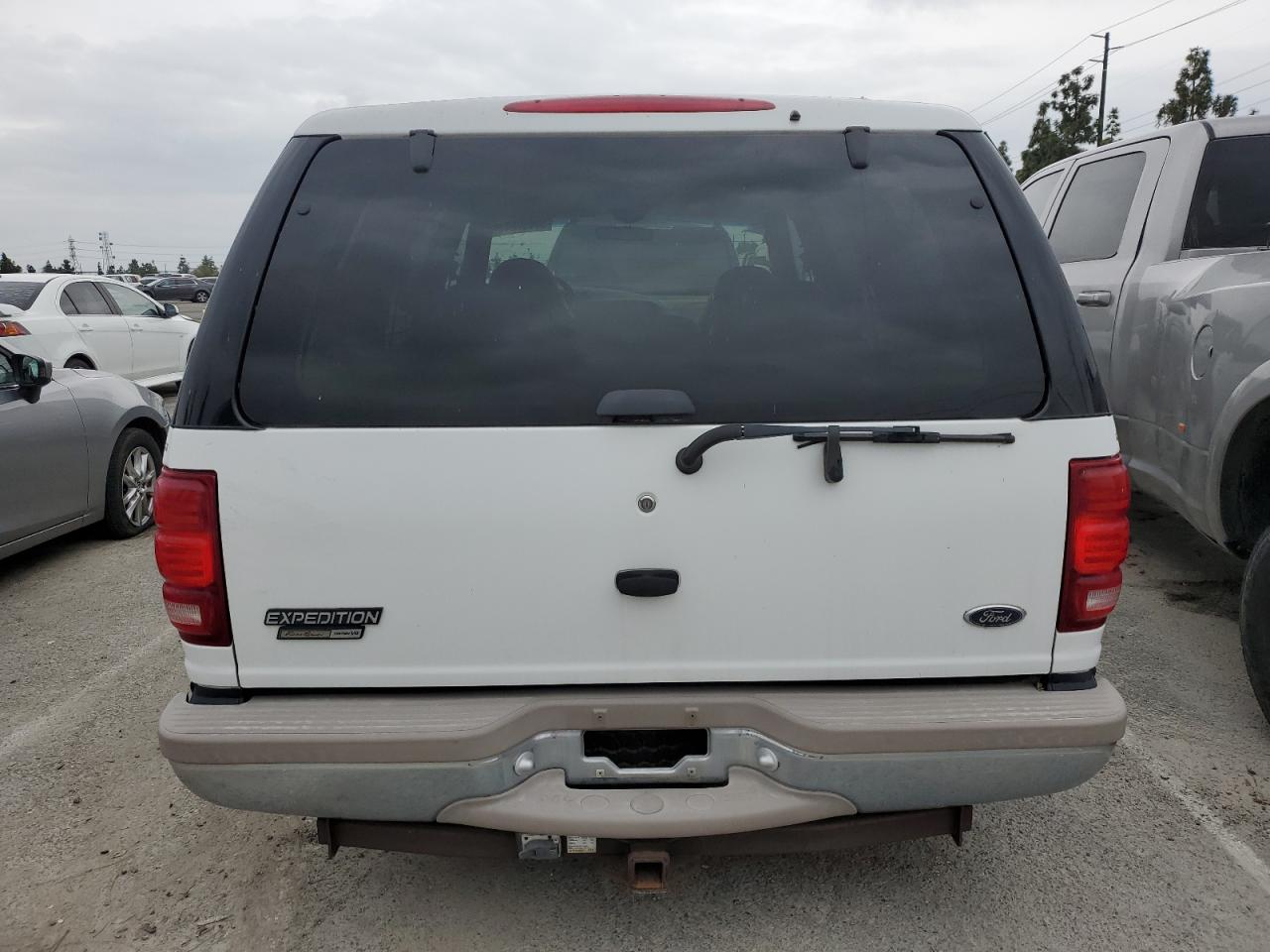 1FMRU17L3XLC28256 1999 Ford Expedition