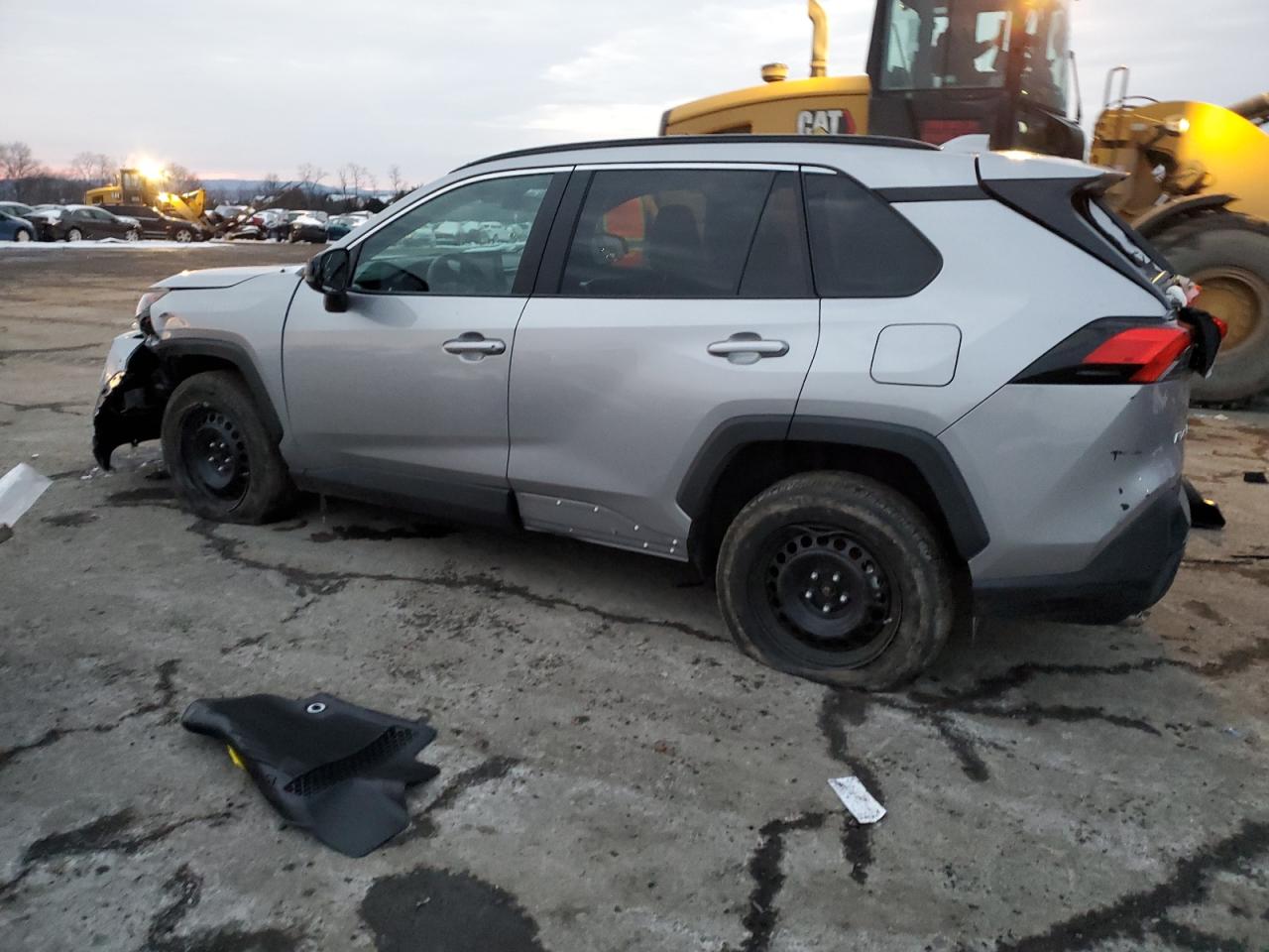 2T3F1RFV1MC226601 TOYOTA RAV4 2021
