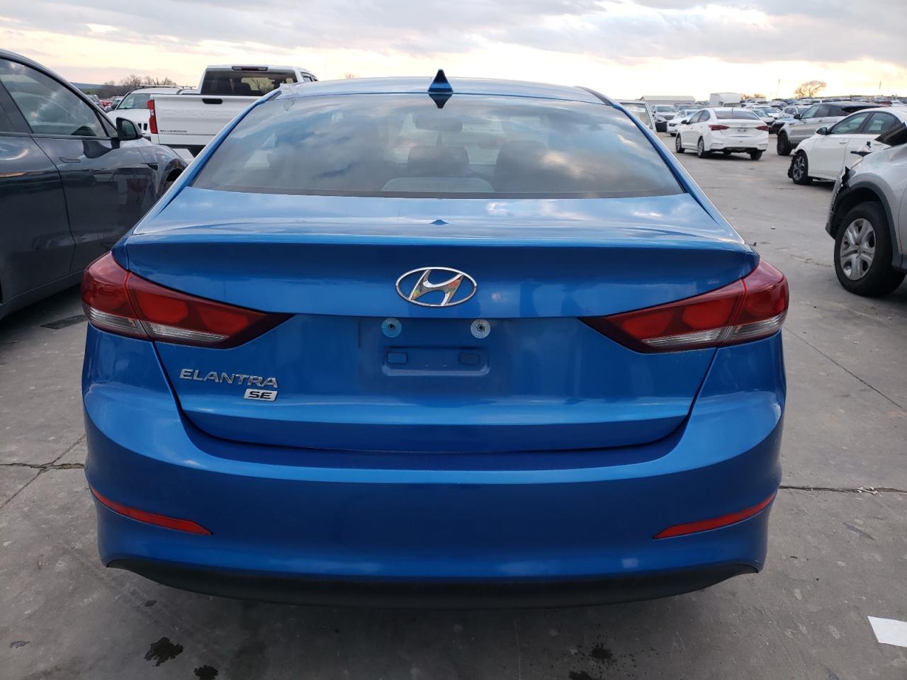 KMHD74LF5HU429171 2017 Hyundai Elantra Se