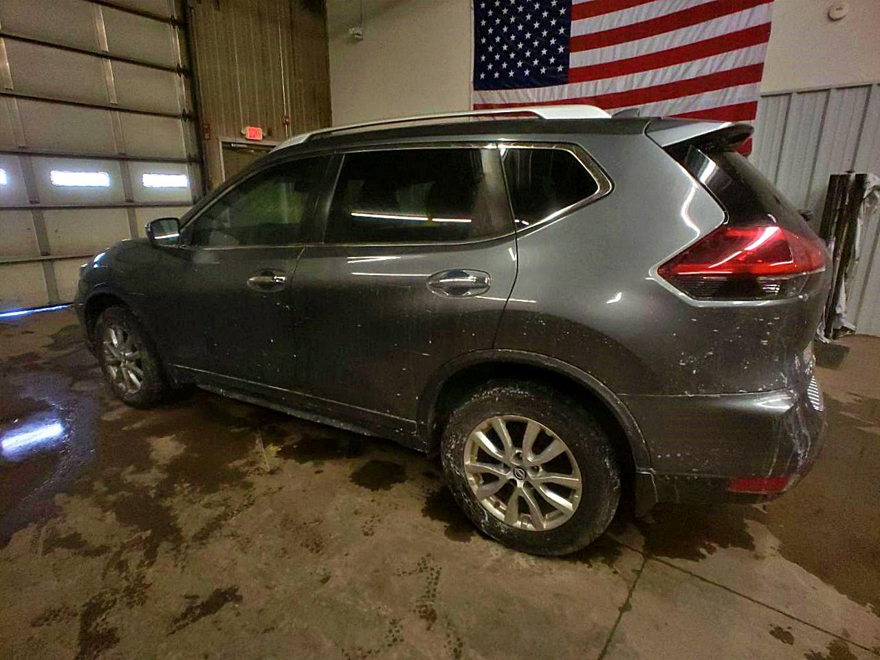KNMAT2MV1JP506765 NISSAN ROGUE 2018