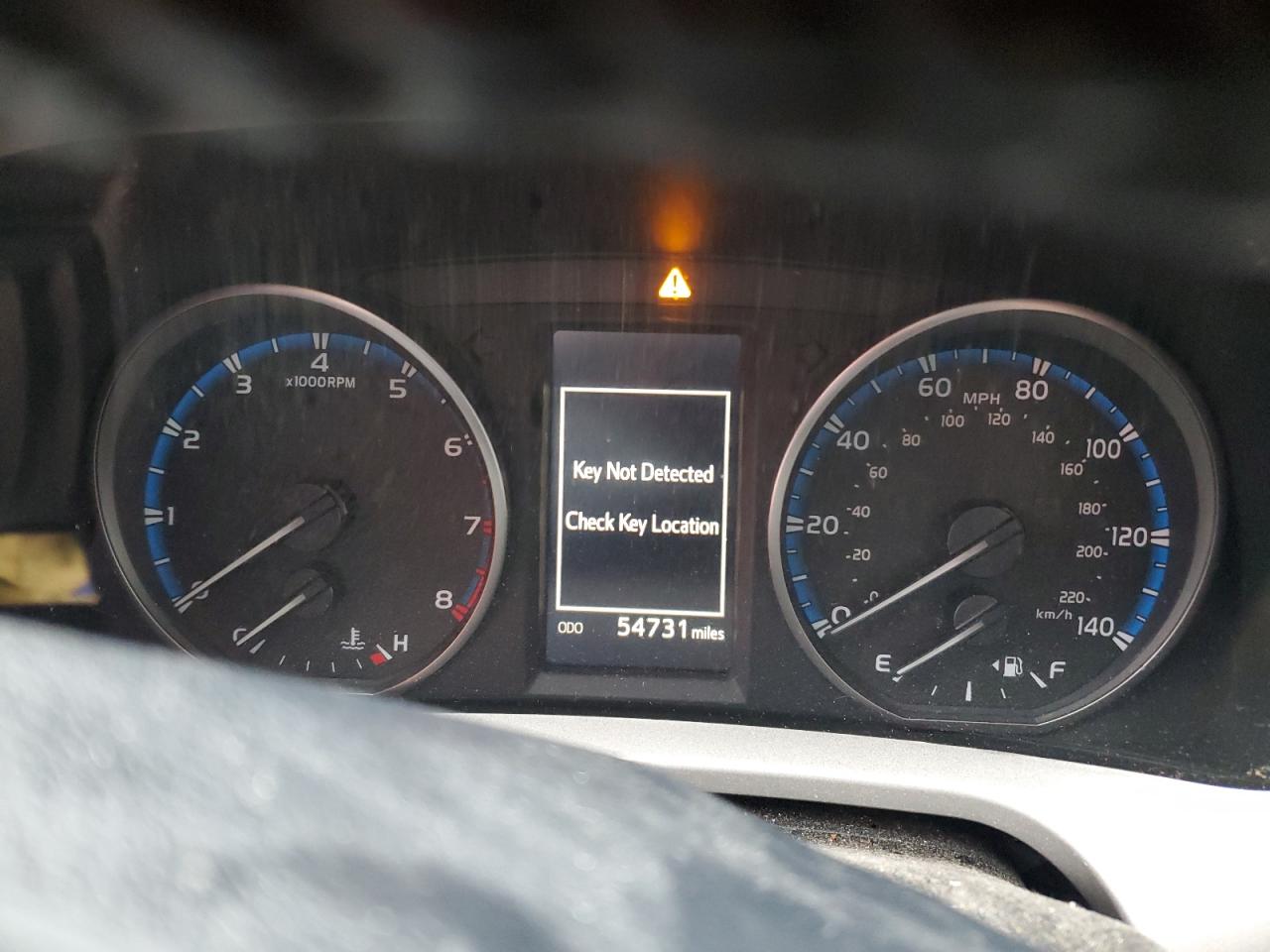 2T3RFREV4JW843999 TOYOTA RAV4 2018