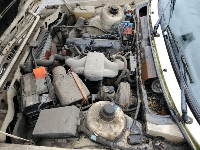 1981 BMW 320 I VIN: WBAAG3307B8004268 Lot: 39201754