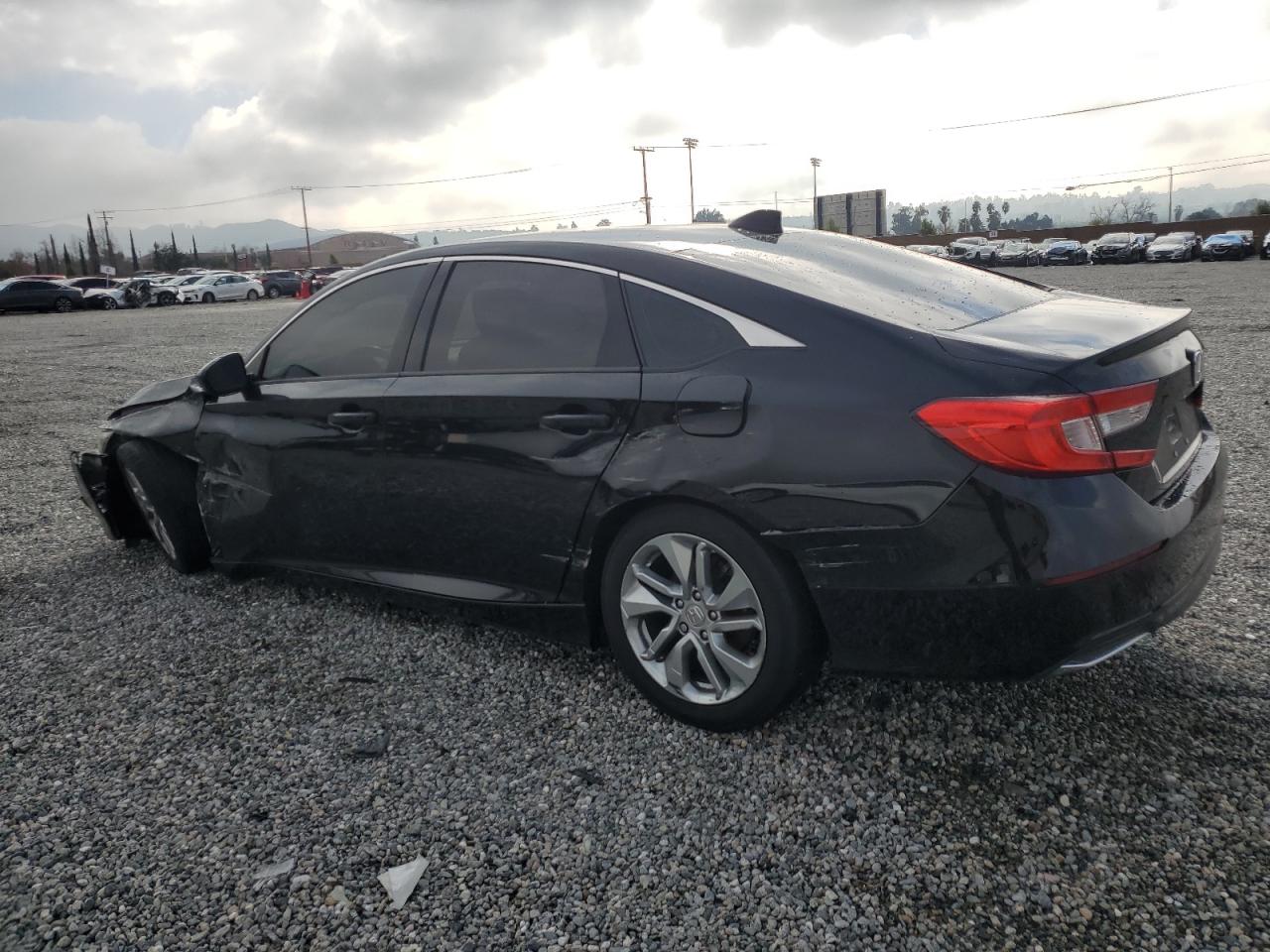 1HGCV1F17JA083721 HONDA ACCORD 2018