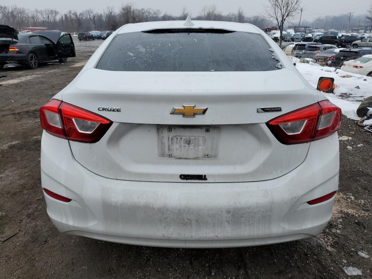 1G1BF5SM7J7134297 CHEVROLET CRUZE 2018