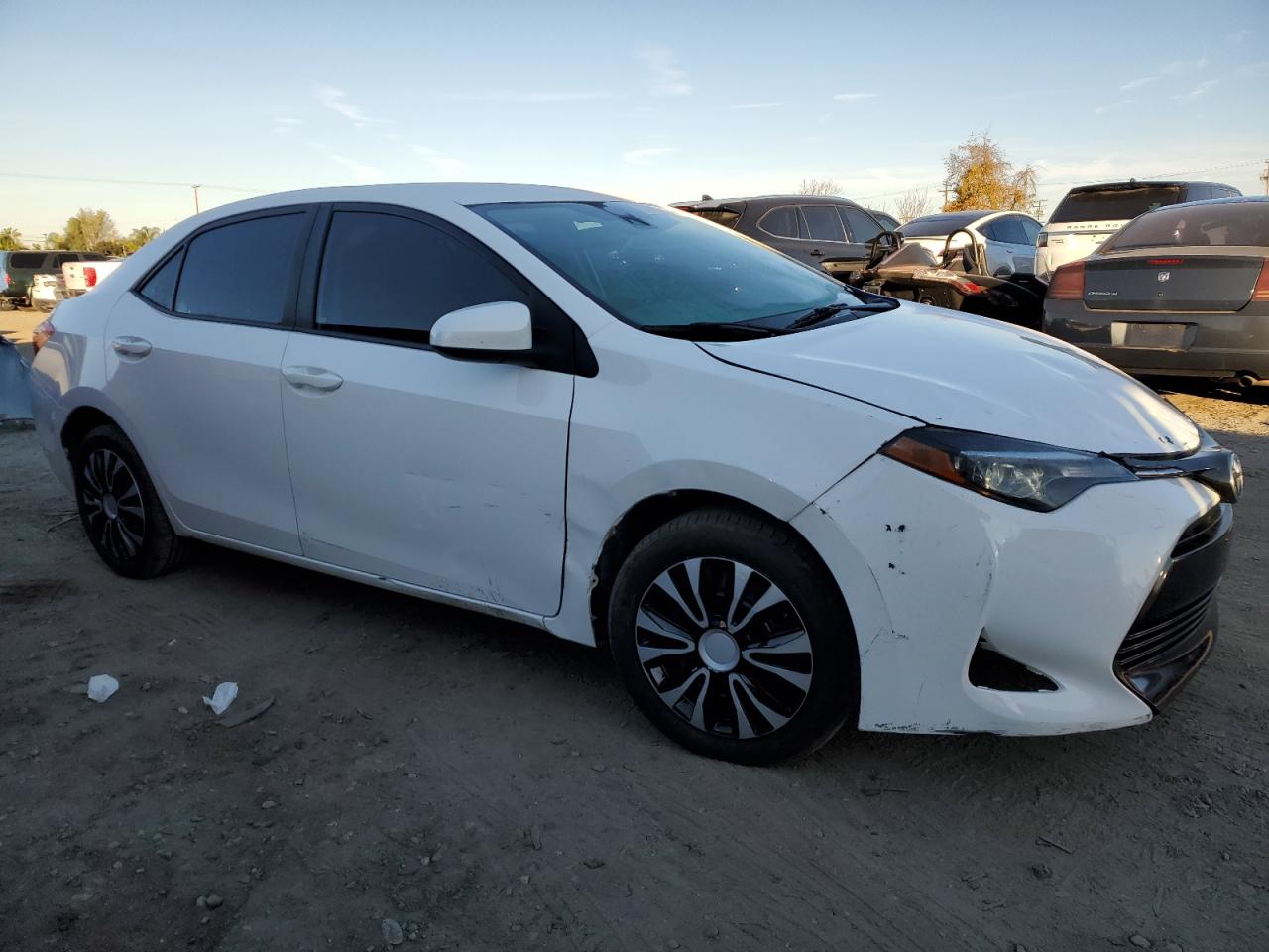 2T1BURHE8JC985267 TOYOTA COROLLA 2018