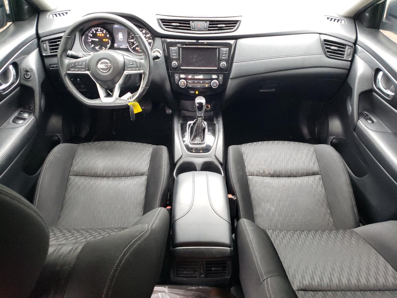 KNMAT2MT3JP525610 NISSAN ROGUE 2018