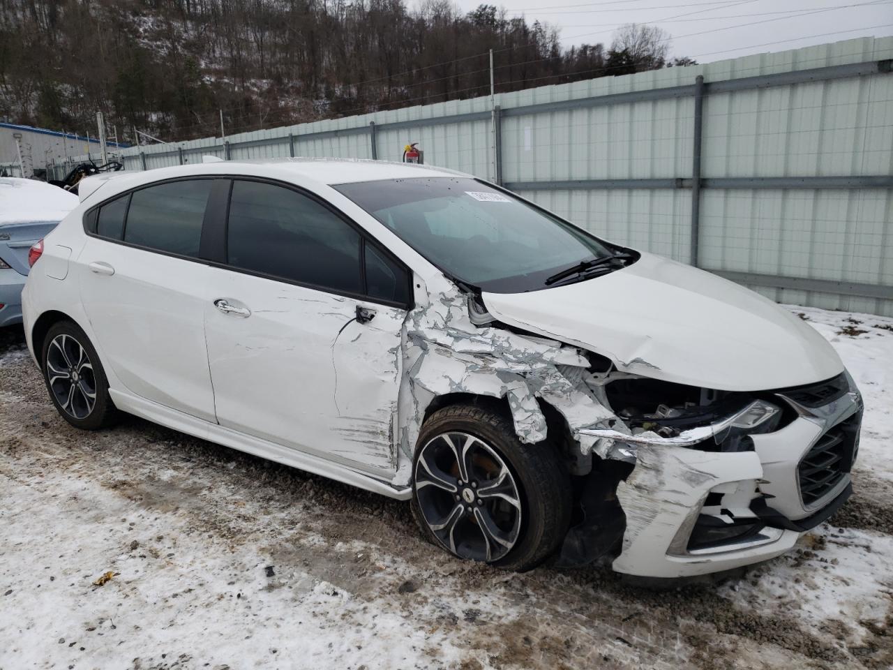 3G1BE6SMXKS570976 CHEVROLET CRUZE 2019