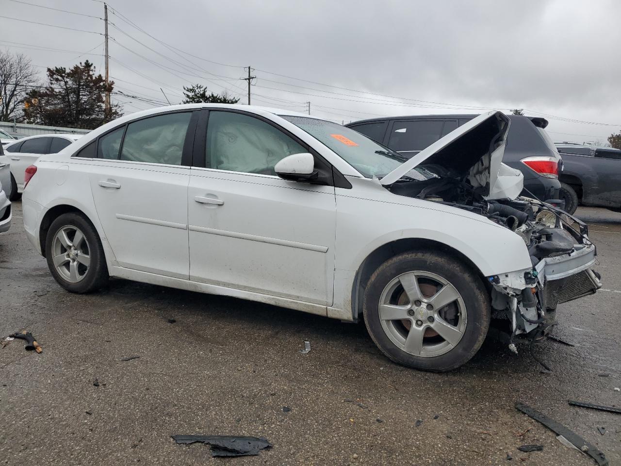 1G1PE5SB9G7197689 CHEVROLET CRUZE 2016