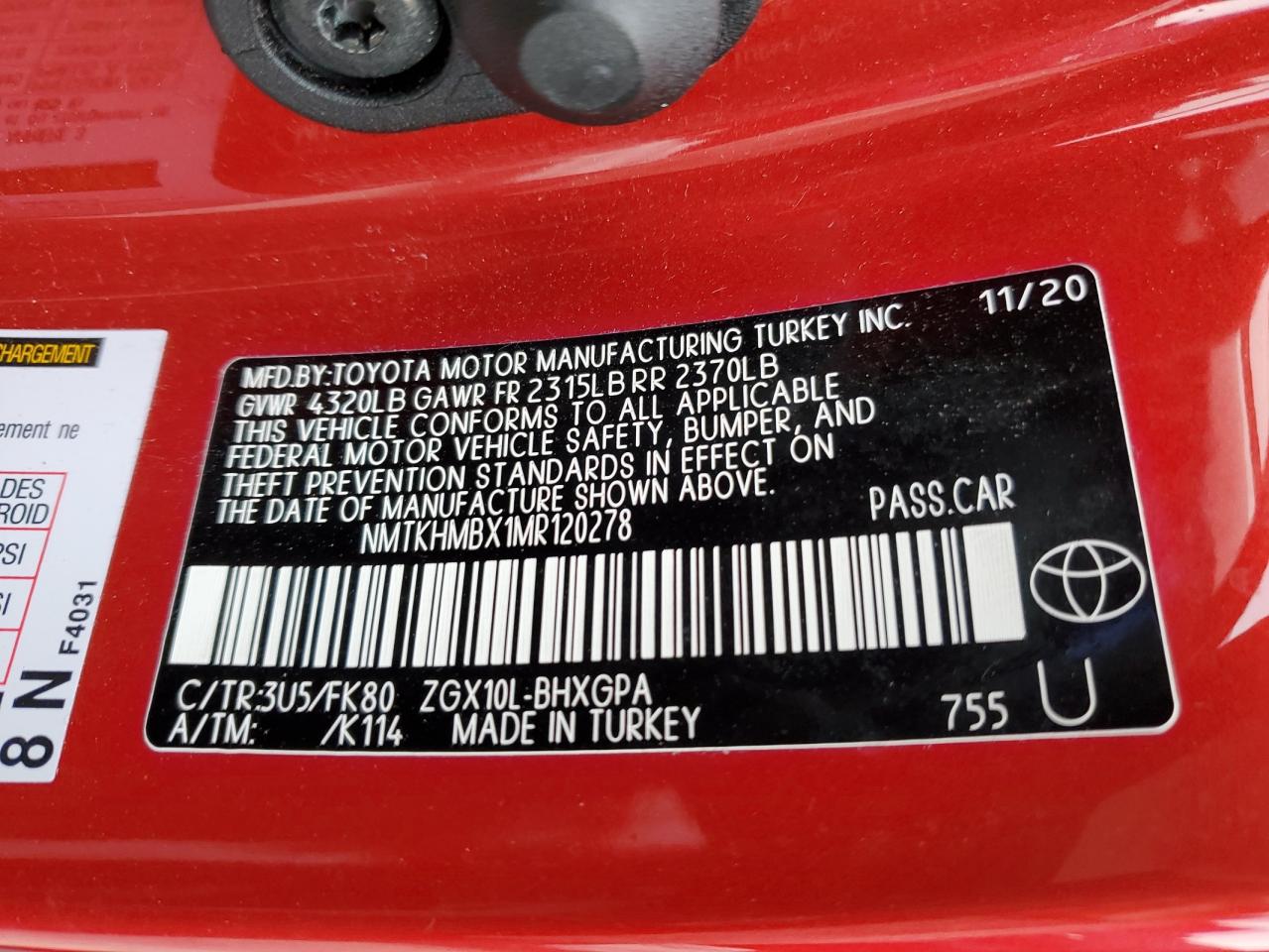 NMTKHMBX1MR120278 TOYOTA C-HR 2021