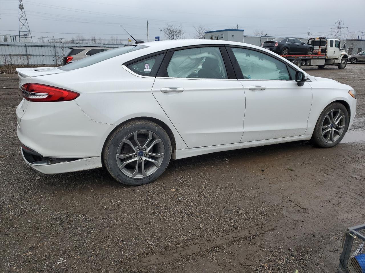 3FA6P0H72HR239137 FORD FUSION 2017